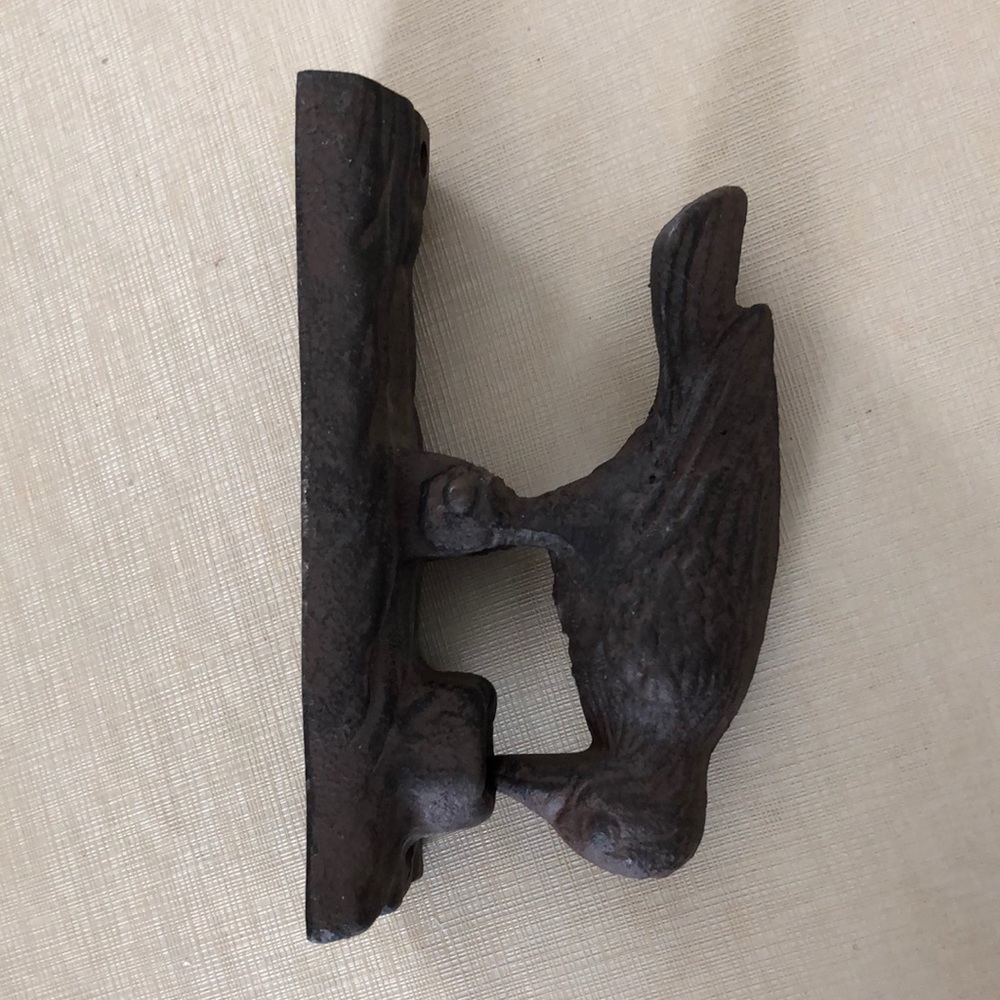 Woodpecker Door Knocker Cast Metal Heavy Brown - Picture 2 of 6